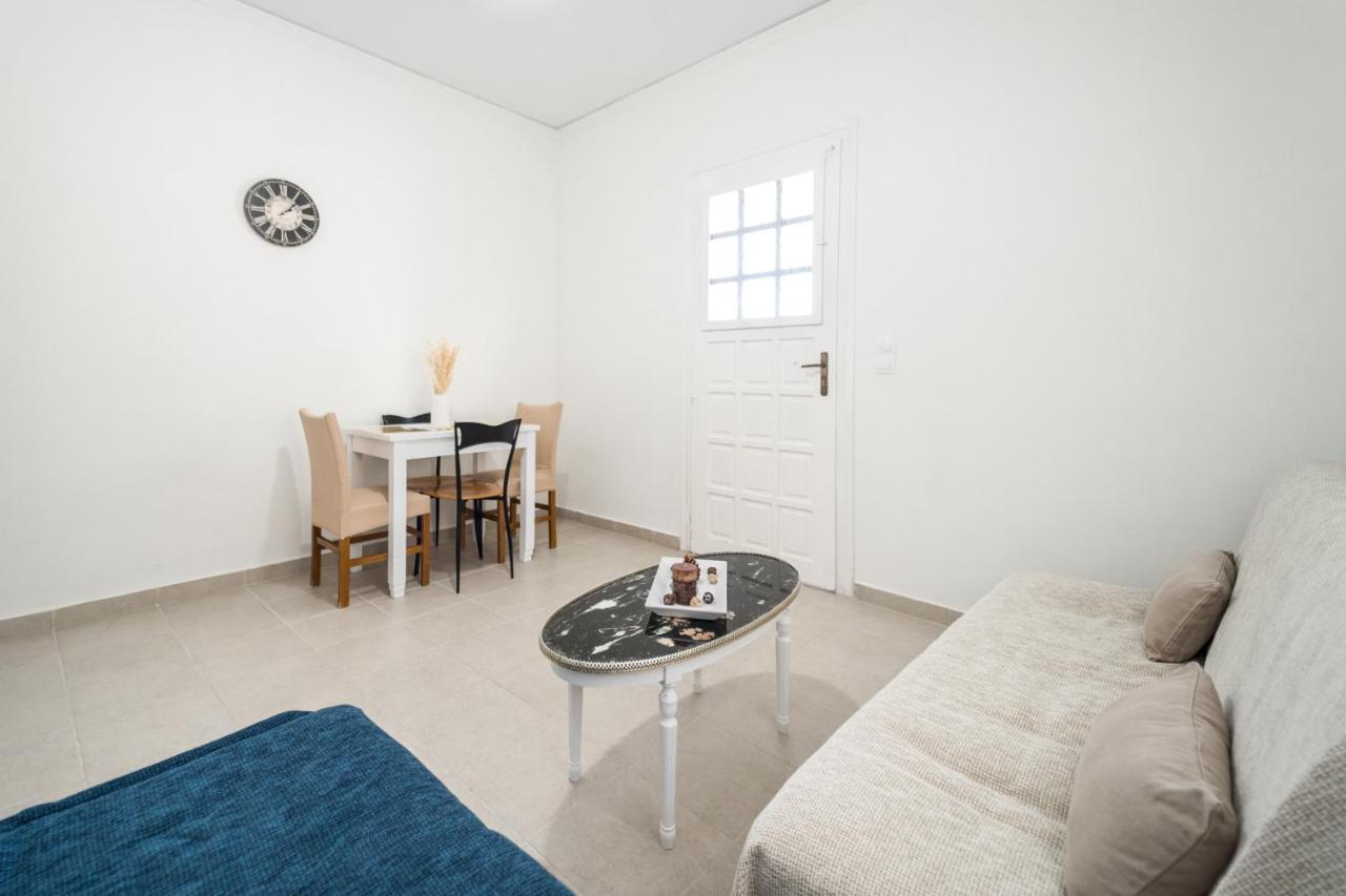 Athenais Apartment Lixouri Bagian luar foto