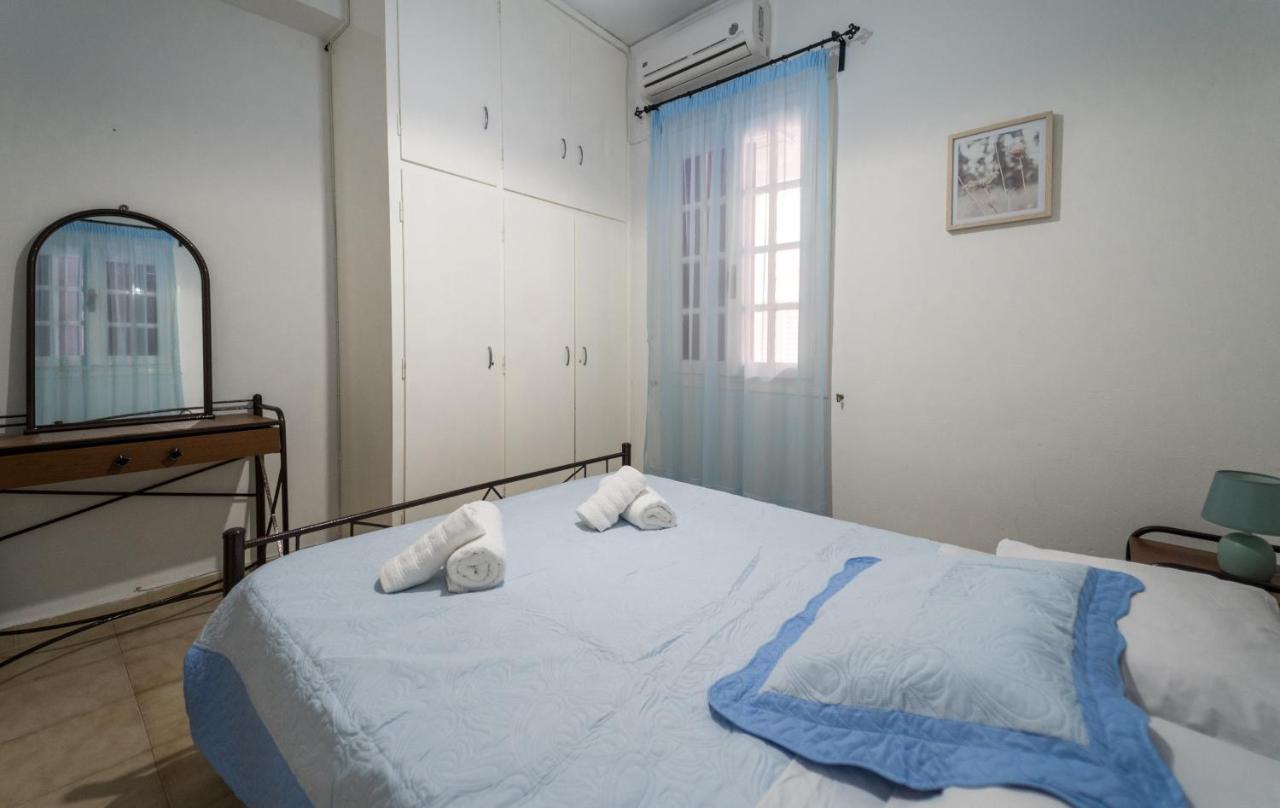 Athenais Apartment Lixouri Bagian luar foto